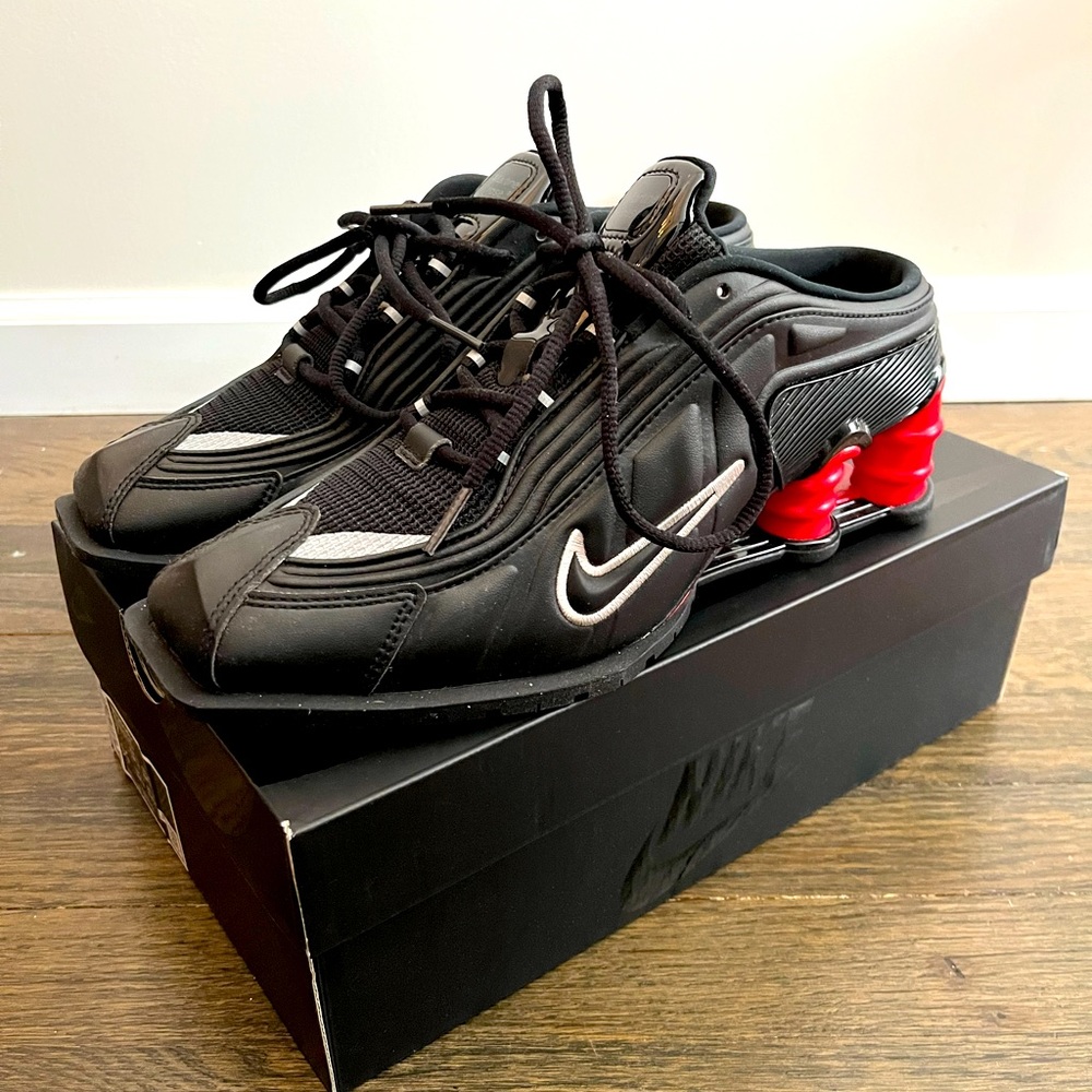 Nike Black and Red Women's Shoes